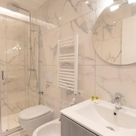 Apartman Modern & Stylish Near Isola & Station Milánó